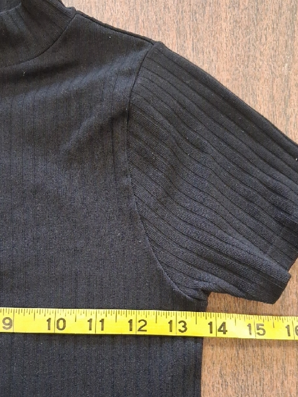 Bloom Seasons Black Ribbed Mock Neck Zip Top Size Medium - Picture 6 of 7